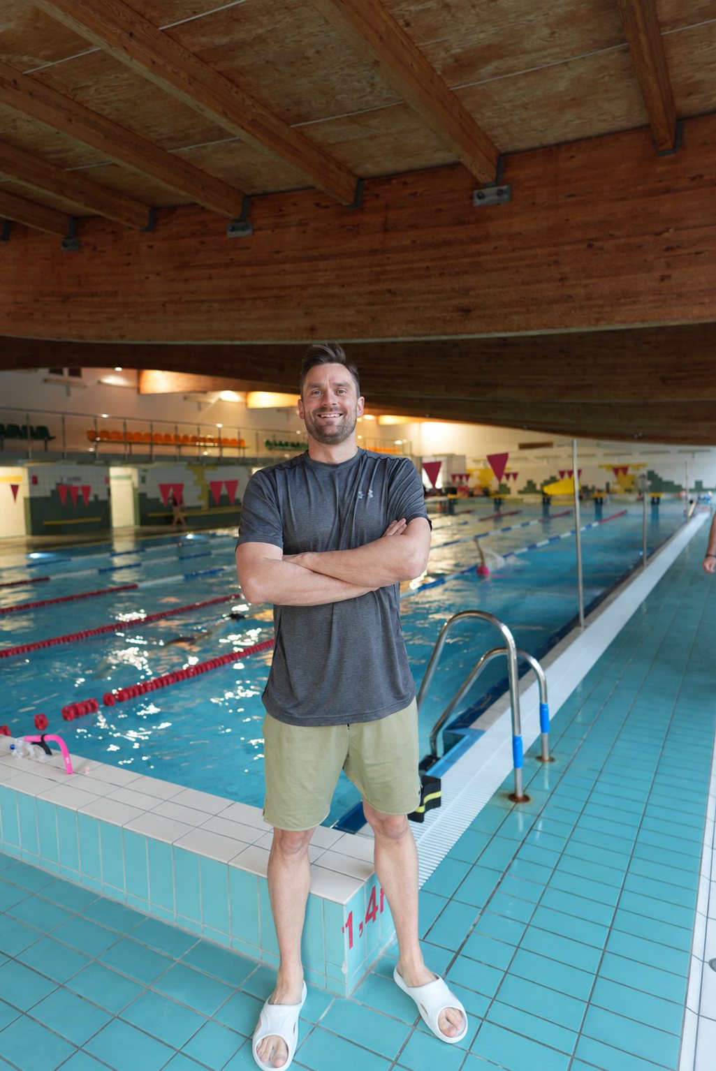 Trener mySwim na basenie